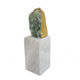 Green Agate display w/ base (L)
