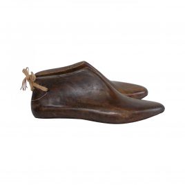 Vintage wooden shoe (small)