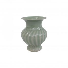 Ceramic decorative vase
