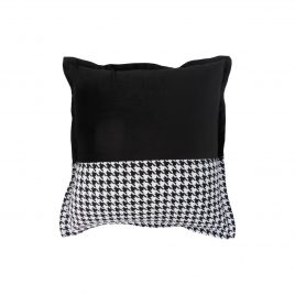 Houndstooth Pattern Pillow
