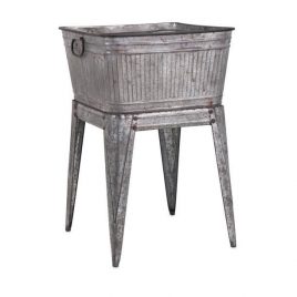 Perryman Galvanized Tub On Stand
