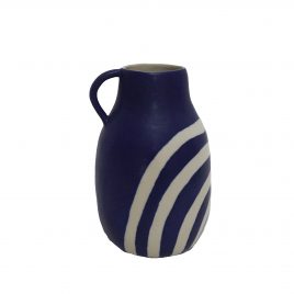 Dachi Handcrafted Ceramic Vase – แจกันเซรามิกสีน้ำเงินขาว